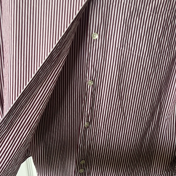 EUC Ann Taylor, 100% cotton burgundy and white striped button-down shirt small - Picture 4 of 4